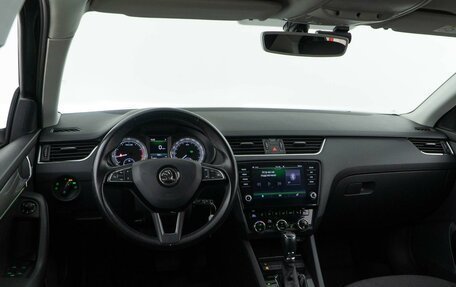 Skoda Octavia, 2018 год, 1 900 046 рублей, 6 фотография