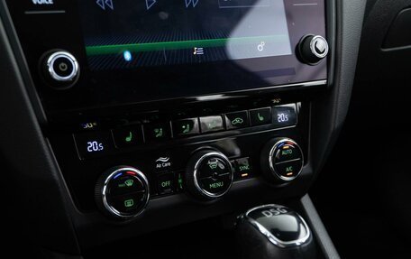 Skoda Octavia, 2018 год, 1 900 046 рублей, 17 фотография