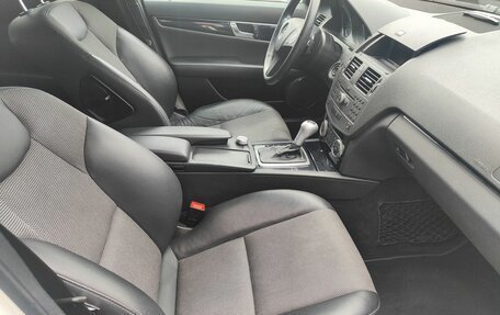 Mercedes-Benz C-Класс, 2010 год, 1 189 000 рублей, 9 фотография