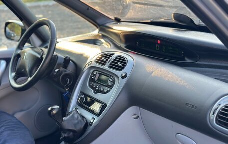 Citroen Xsara Picasso, 2004 год, 219 000 рублей, 13 фотография