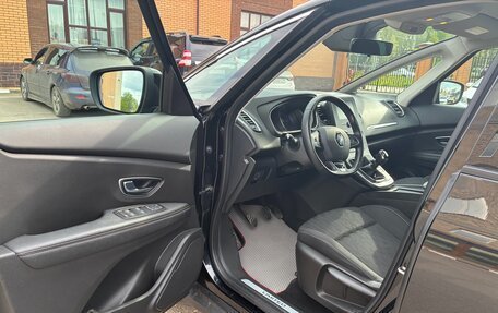 Renault Scenic IV, 2019 год, 1 695 000 рублей, 11 фотография