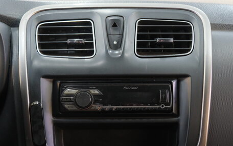 Renault Logan II, 2014 год, 539 000 рублей, 14 фотография