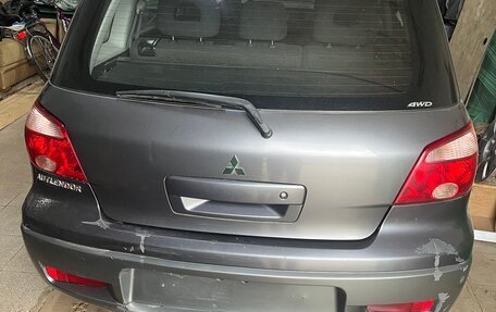 Mitsubishi Outlander III рестайлинг 3, 2007 год, 350 000 рублей, 1 фотография