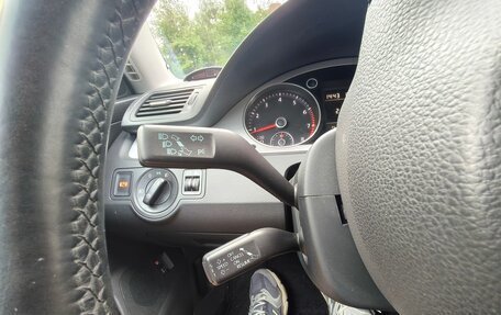 Volkswagen Passat B6, 2010 год, 1 000 000 рублей, 28 фотография