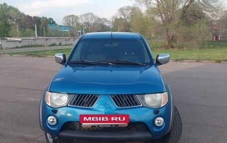 Mitsubishi L200 IV рестайлинг, 2008 год, 1 100 000 рублей, 7 фотография