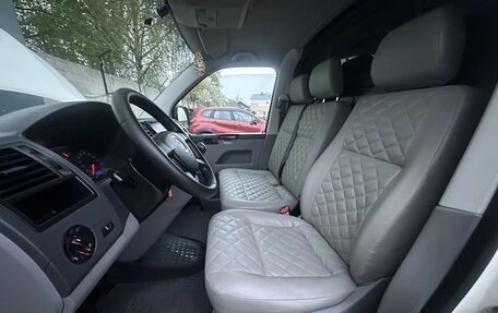 Volkswagen Transporter T5 рестайлинг, 2008 год, 1 125 000 рублей, 10 фотография
