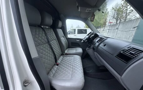 Volkswagen Transporter T5 рестайлинг, 2008 год, 1 125 000 рублей, 17 фотография
