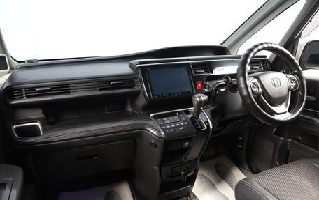 Honda Stepwgn IV, 2015 год, 1 799 000 рублей, 8 фотография