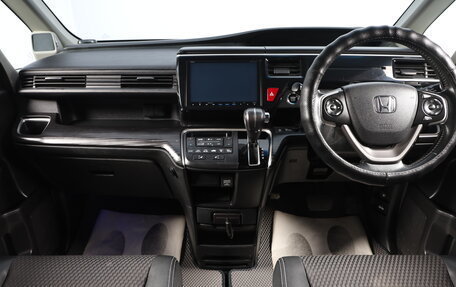 Honda Stepwgn IV, 2015 год, 1 799 000 рублей, 9 фотография