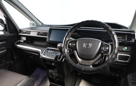 Honda Stepwgn IV, 2015 год, 1 799 000 рублей, 10 фотография