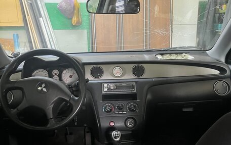 Mitsubishi Outlander III рестайлинг 3, 2007 год, 350 000 рублей, 5 фотография