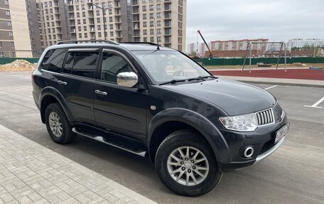Mitsubishi Pajero Sport II рестайлинг, 2011 год, 1 100 000 рублей, 2 фотография