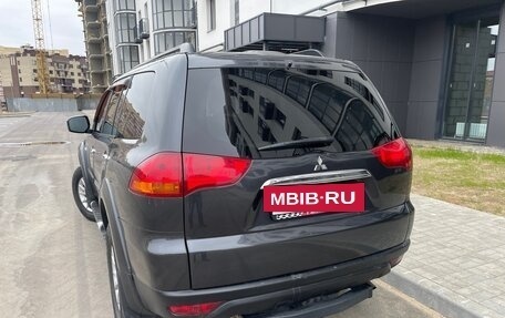 Mitsubishi Pajero Sport II рестайлинг, 2011 год, 1 100 000 рублей, 4 фотография