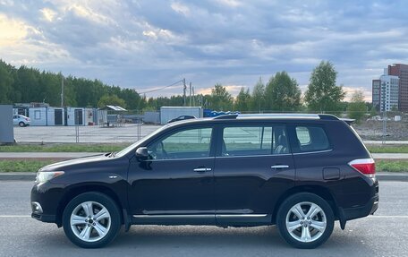 Toyota Highlander III, 2010 год, 1 750 000 рублей, 3 фотография
