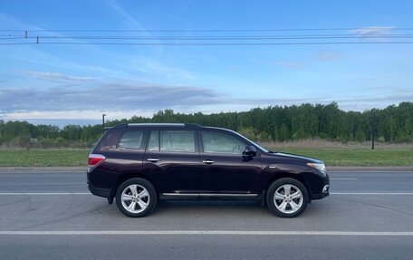 Toyota Highlander III, 2010 год, 1 750 000 рублей, 7 фотография