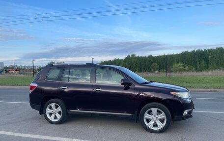 Toyota Highlander III, 2010 год, 1 750 000 рублей, 8 фотография