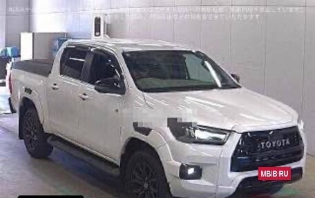 Toyota Hilux VIII, 2024 год, 4 500 000 рублей, 2 фотография