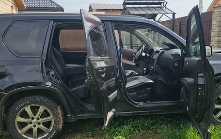 Nissan X-Trail, 2010 год, 555 000 рублей, 2 фотография