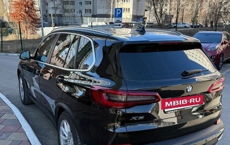 BMW X5, 2019 год, 6 025 000 рублей, 3 фотография