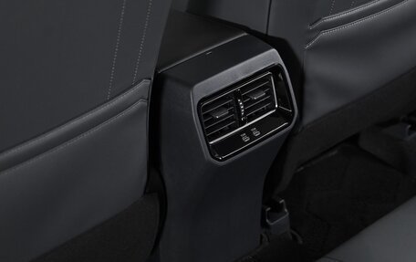 Toyota RAV4, 2026 год, 4 299 000 рублей, 17 фотография