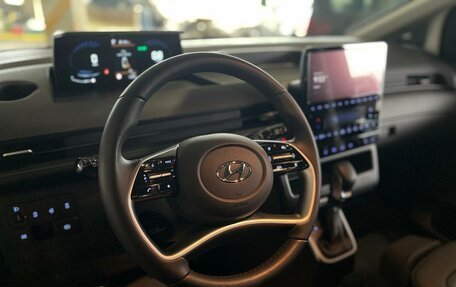 Hyundai Staria, 2025 год, 6 099 000 рублей, 9 фотография