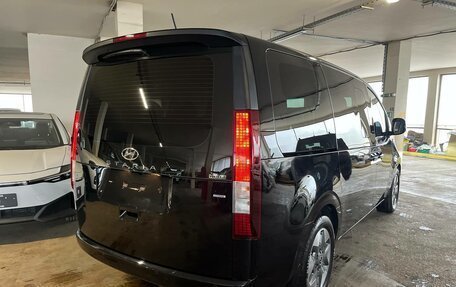 Hyundai Staria, 2025 год, 6 099 000 рублей, 15 фотография