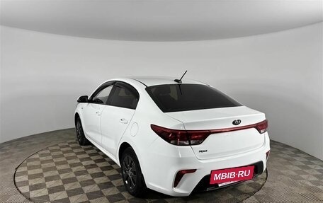 KIA Rio IV, 2018 год, 1 449 000 рублей, 3 фотография