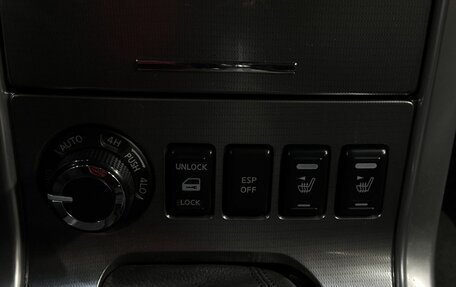 Nissan Pathfinder, 2010 год, 1 099 999 рублей, 18 фотография