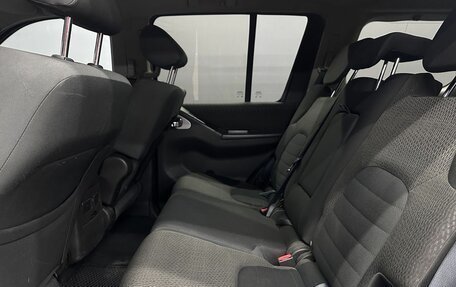 Nissan Pathfinder, 2010 год, 1 099 999 рублей, 22 фотография