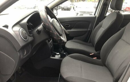 Renault Logan II, 2016 год, 574 500 рублей, 9 фотография