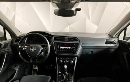 Volkswagen Tiguan II, 2019 год, 3 270 000 рублей, 13 фотография