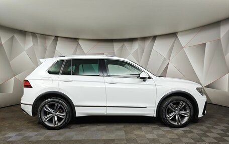 Volkswagen Tiguan II, 2019 год, 3 270 000 рублей, 6 фотография