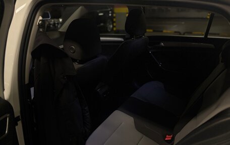 Volkswagen Golf VII, 2016 год, 1 200 000 рублей, 9 фотография