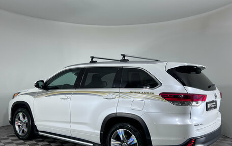 Toyota Highlander III, 2021 год, 4 450 000 рублей, 4 фотография