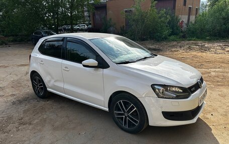 Volkswagen Polo VI (EU Market), 2011 год, 690 000 рублей, 3 фотография