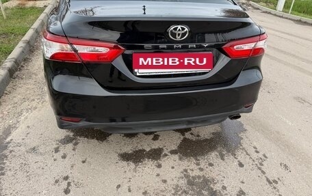 Toyota Camry, 2019 год, 2 550 000 рублей, 4 фотография