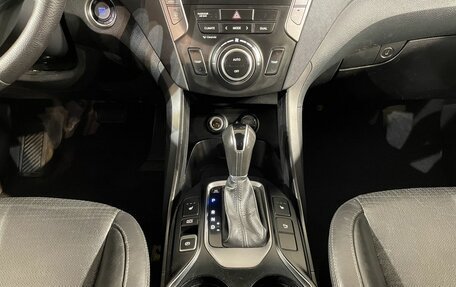 Hyundai Santa Fe III рестайлинг, 2013 год, 1 590 000 рублей, 12 фотография