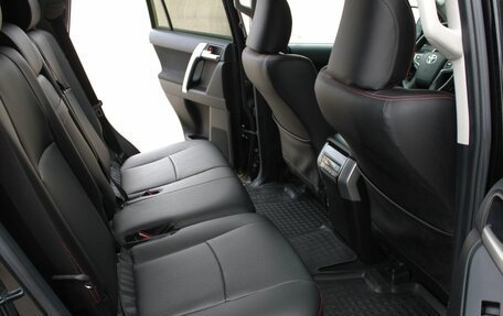 Toyota Land Cruiser Prado 150 рестайлинг 2, 2021 год, 5 200 000 рублей, 12 фотография