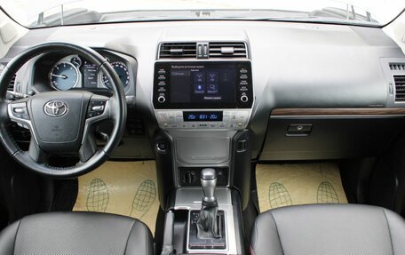 Toyota Land Cruiser Prado 150 рестайлинг 2, 2021 год, 5 200 000 рублей, 16 фотография