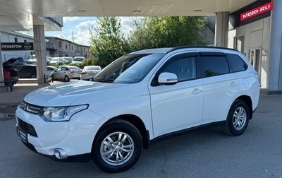 Mitsubishi Outlander III рестайлинг 3, 2012 год, 1 330 000 рублей, 1 фотография