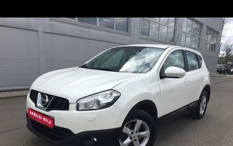Nissan Qashqai, 2013 год, 945 000 рублей, 1 фотография