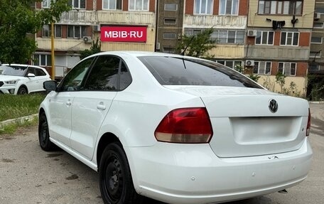Volkswagen Polo VI (EU Market), 2015 год, 800 000 рублей, 1 фотография