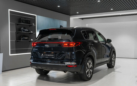 KIA Sportage IV рестайлинг, 2018 год, 2 440 000 рублей, 4 фотография