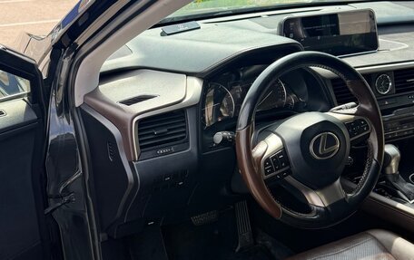 Lexus RX IV рестайлинг, 2016 год, 3 700 000 рублей, 11 фотография