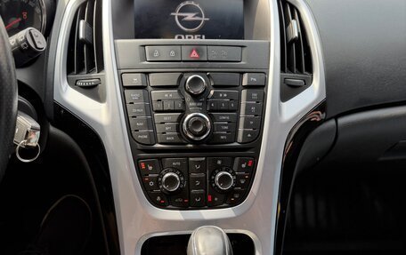 Opel Astra J, 2013 год, 920 000 рублей, 7 фотография