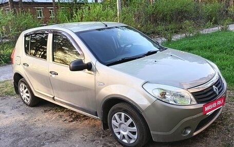 Renault Sandero I, 2013 год, 550 000 рублей, 5 фотография