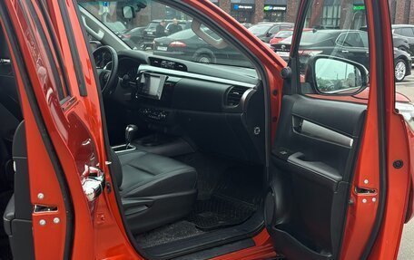 Toyota Hilux VIII, 2018 год, 4 650 000 рублей, 17 фотография
