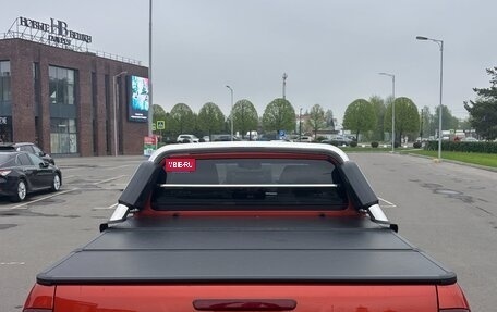 Toyota Hilux VIII, 2018 год, 4 650 000 рублей, 8 фотография