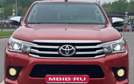 Toyota Hilux VIII, 2018 год, 4 650 000 рублей, 3 фотография