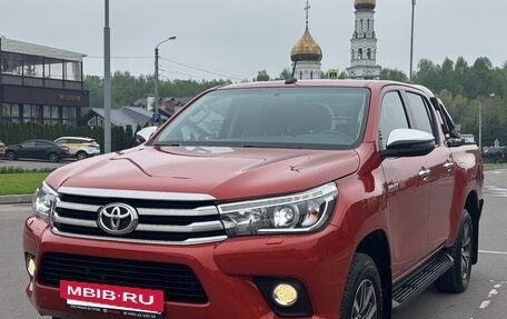 Toyota Hilux VIII, 2018 год, 4 650 000 рублей, 4 фотография